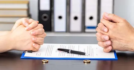 Divorce lawyer